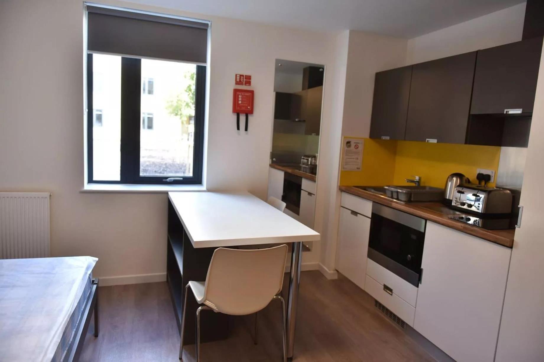 Pittville Student Village In Cheltenham كيلتنهام المظهر الخارجي الصورة